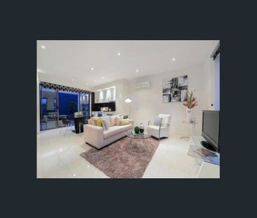 92 Brooks Street, Bentleigh East, Vic 3165 - Photo 1