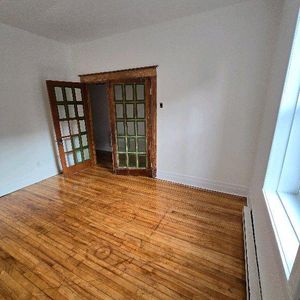 beau grand 5.5 cour privee,, renove centre-ville st-jean-sur-richelieu - Photo 2
