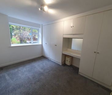 1 Bed Flat, Kensington Court, M7 - Photo 2