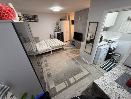 Studio Flat, Linden House, NW10 - Photo 4