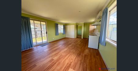 HOME ON HALFORD! - Photo 5