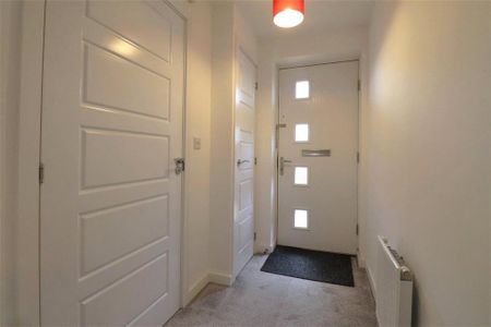 2 bedroom terraced house to rent - Photo 4