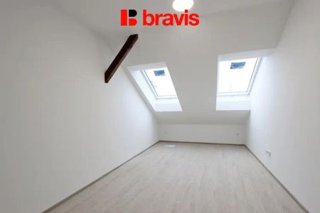 Pronájem bytu 2+kk, Brno - střed, ulice Koliště, podkrovní byt, klimatizace, podlahové vytápění - Fotografie 4
