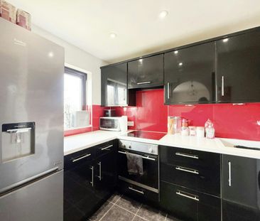 Maisonette to rent on - Photo 3