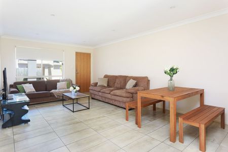 Complex living at its best! Modern 3 bedroom Townhouse - Photo 4