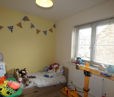 2 bedroom semi-detached house to rent - Photo 5