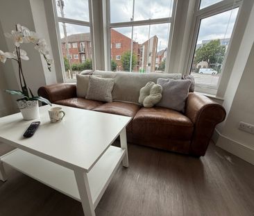 2 bed Apartment for Rent - Photo 1