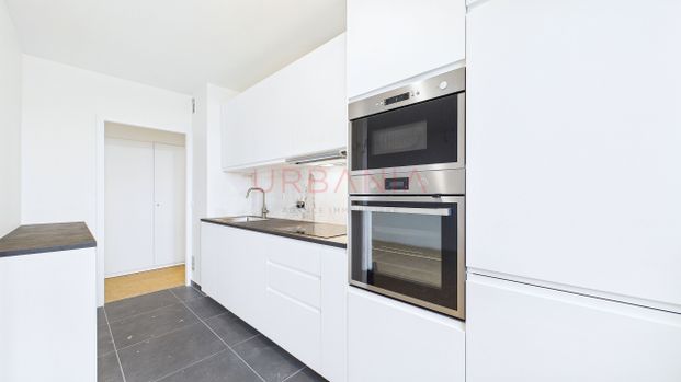 Beautiful 4-room apartment - 68 m² PPE - with 10 m² balcony - Photo 1