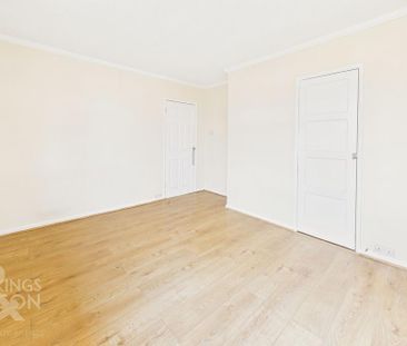 3 bedroom semi-detached house to rent - Photo 5