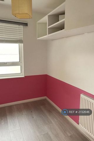 4 bedroom detached house to rent - Photo 4