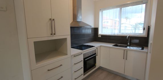 NEAR NEW GRANNY FLAT - Photo 2