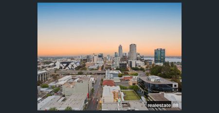 STYLISH APARTMENT WITH SENSATIONAL VIEWS! - Photo 2