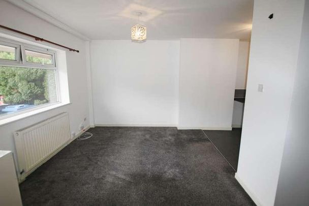 Lindi Avenue, Grappenhall, WA4 - Photo 1