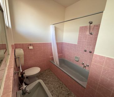 Neat & Convenient Living in the Heart of Northcote - Photo 1