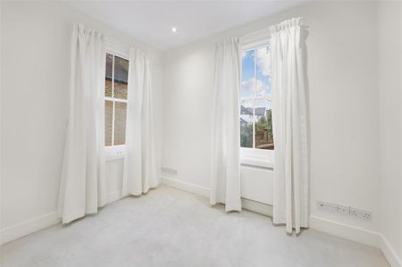 4 bedroom terraced house to rent - Photo 2