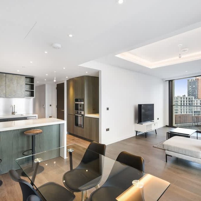 Thames City, London SW8 - Photo 1