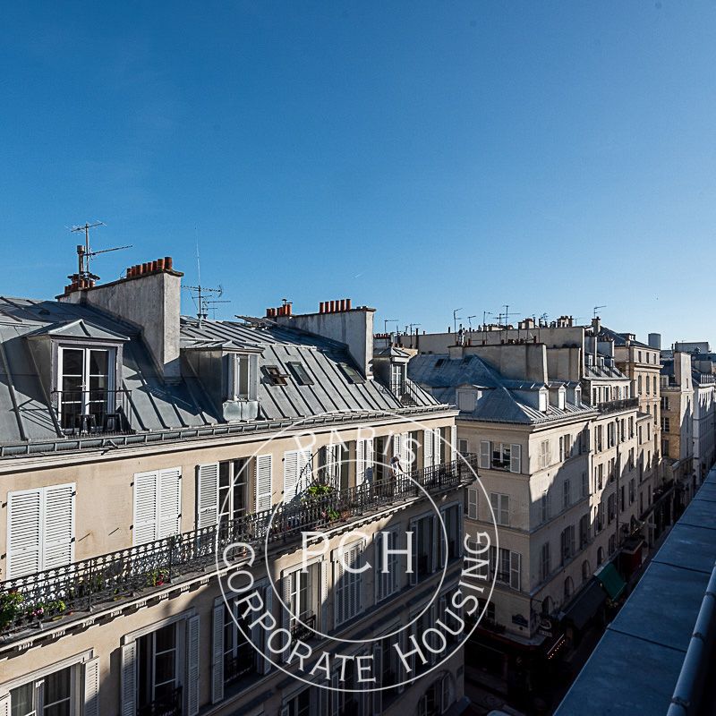 Rue du Marché Saint-Honoré, - Photo 1