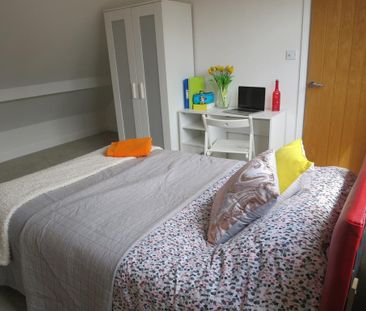 3 bedroom flat to rent - Photo 5