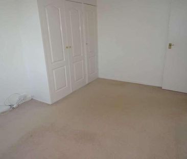 Oval Grange, TS26 - Photo 3