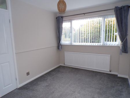 3 bedroom semi-detached house to rent - Photo 4
