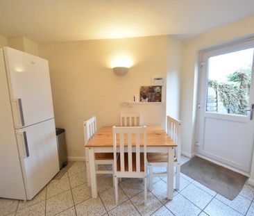 Ragstones, Oakland Way, Flackwell Heath,HP10 - Photo 5