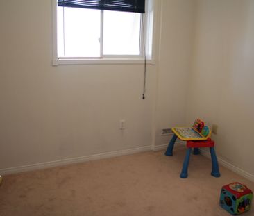 For Lease - 164 Royal Valley Drive, Caledon, Ontario - Photo 5