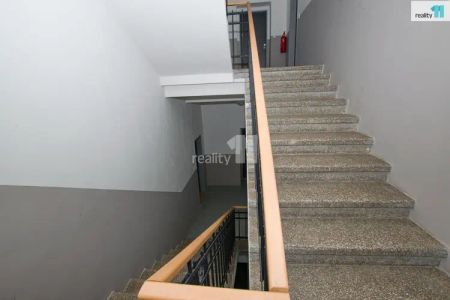 Pronájem bytu 1+kk, 25 m - Photo 2