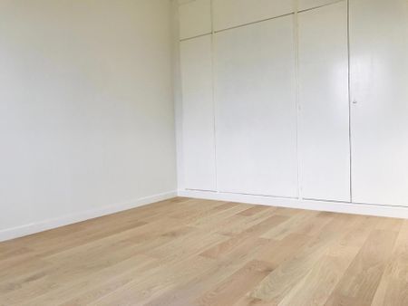 Gerenoveerde 4-slaapkamer woning met grote tuin en garage! - Photo 4