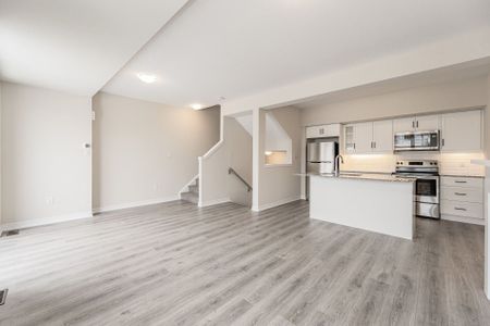 For Lease - 10 Birmingham Drive Unit# 88, Cambridge, Ontario - Photo 2