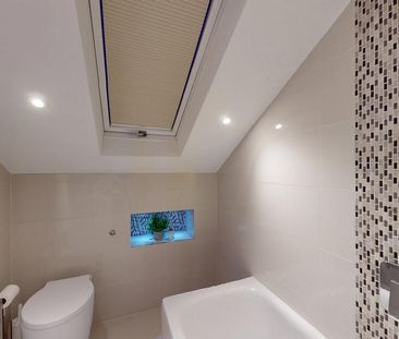 4 bedroom terraced house to rent - Photo 3