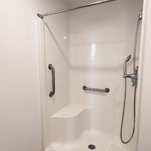 1 CH - 1 SDB - Montréal - $1,245 /mo - Photo 2