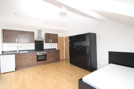 Outram Road, Croydon CR0, Property for rent - Photo 4