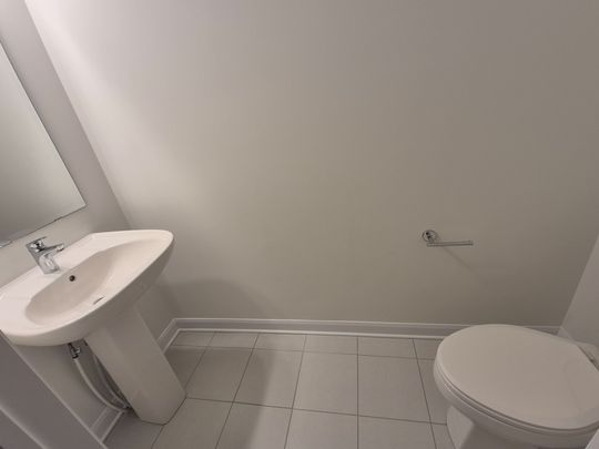 For Lease - 139 INVENTION Boulevard, Kanata, Ontario - Photo 1