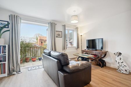 2 bedroom semi-detached house to rent - Photo 2