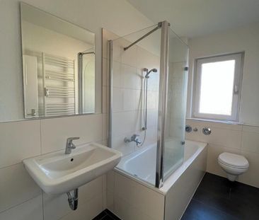 WOHNEN WIE NEU - Sanierte 3-Raumwohnung mit moderner EBK & Bad - Foto 4
