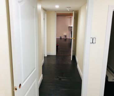 For Lease - 143 Crystal Glen Crescent Unit# 2, Brampton, Ontario - Photo 2