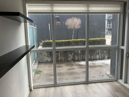 For Lease - 5240 Dundas Street Unit# B215, Burlington, Ontario - Photo 2