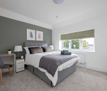 Burnell Avenue Room 5 - Photo 2