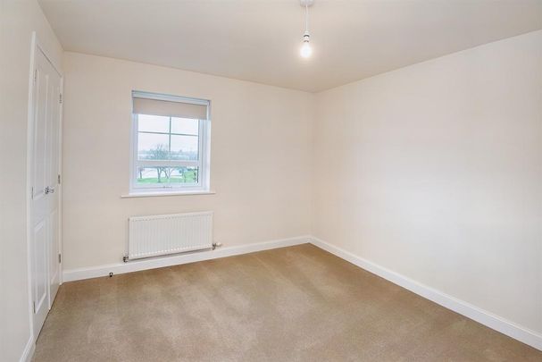 3 bedroom detached house to rent - Photo 1