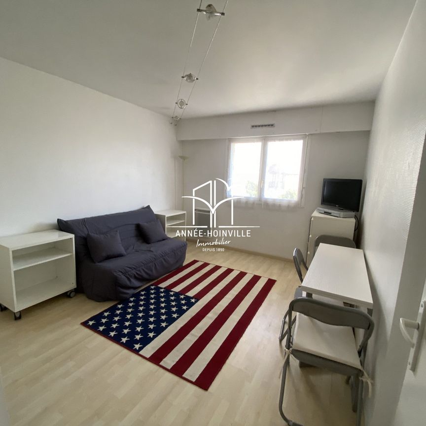 Location Appartement 2 pièces 30m² BLONVILLE SUR MER 14910 - Photo 1