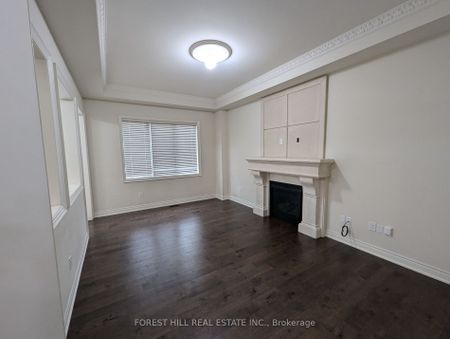 For Lease - 11 Joseph Hartman Crescent, Aurora, Ontario - Photo 3