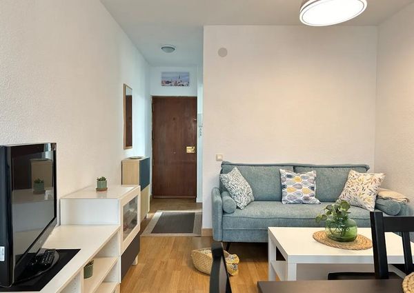 Calle de Cebreros, Madrid, Community of Madrid 28011