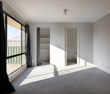 723 Midland Highway, Huntly. - Photo 1