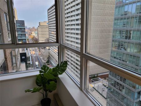 For Lease - 711 Bay Street Unit# 1612, Toronto, Ontario - Photo 3