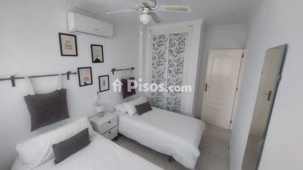 Chalet en alquiler en Las Filipinas-Villamartín-Canal Norte - Foto 1