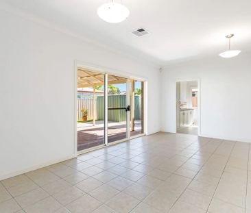 4 Coogee Avenue, Paralowie. - Photo 5