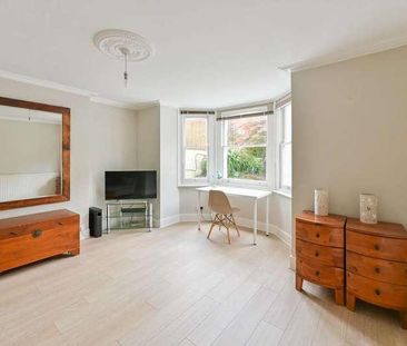 Ramsden Road, Nightingale Triangle, SW12 - Photo 1