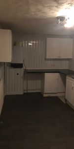 1 Bed Flat, Gill Street, M9 - Photo 3