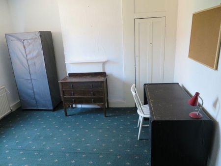 6 bedroom house to rent - Photo 3