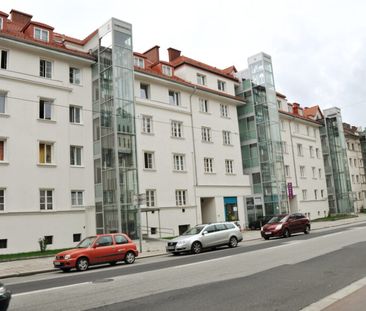 Singlewohnung mit kleiner Loggia und guter Anbindung an das Öffentl... - Foto 2